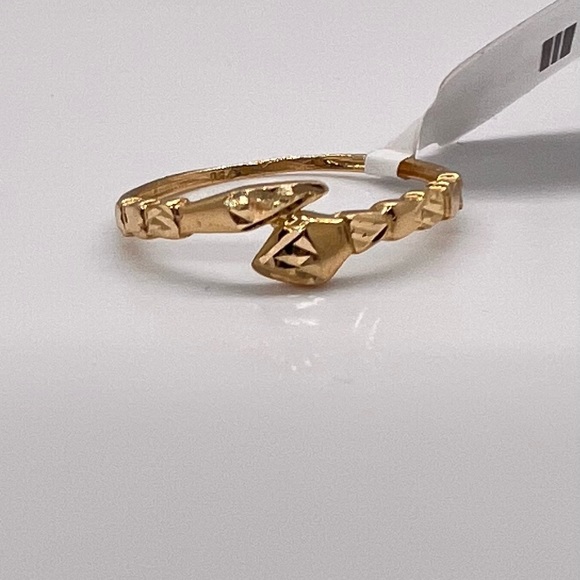 18k Solid Gold Serpentine Ring - Picture 5 of 6